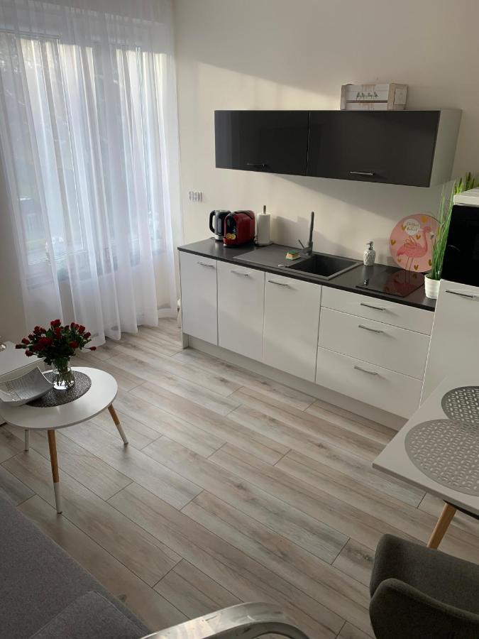 Apartament Walczaka 25 Miejsce Parkingowe 乔左维尔考普尔斯基 外观 照片